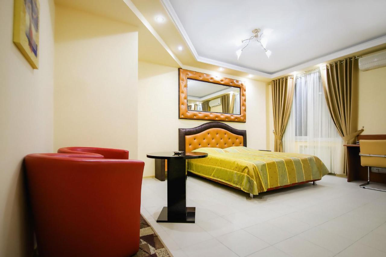 Prestige Apart-Hotel Chisinau Bagian luar foto