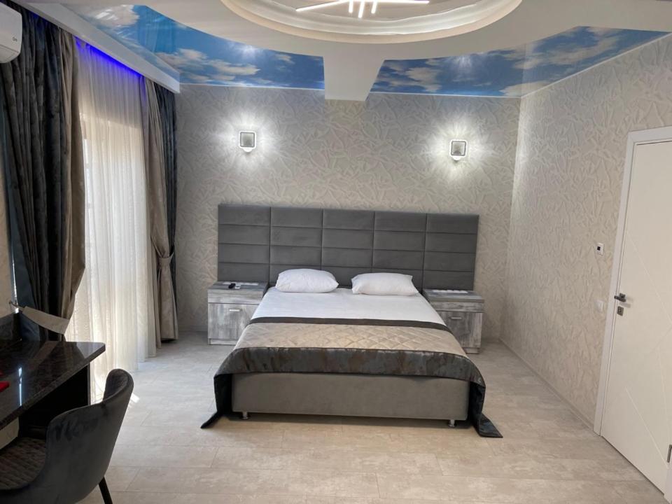 Prestige Apart-Hotel Chisinau Bagian luar foto