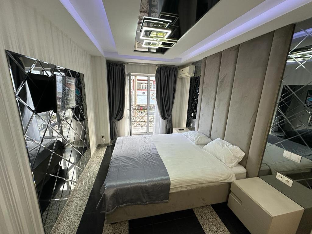 Prestige Apart-Hotel Chisinau Bagian luar foto