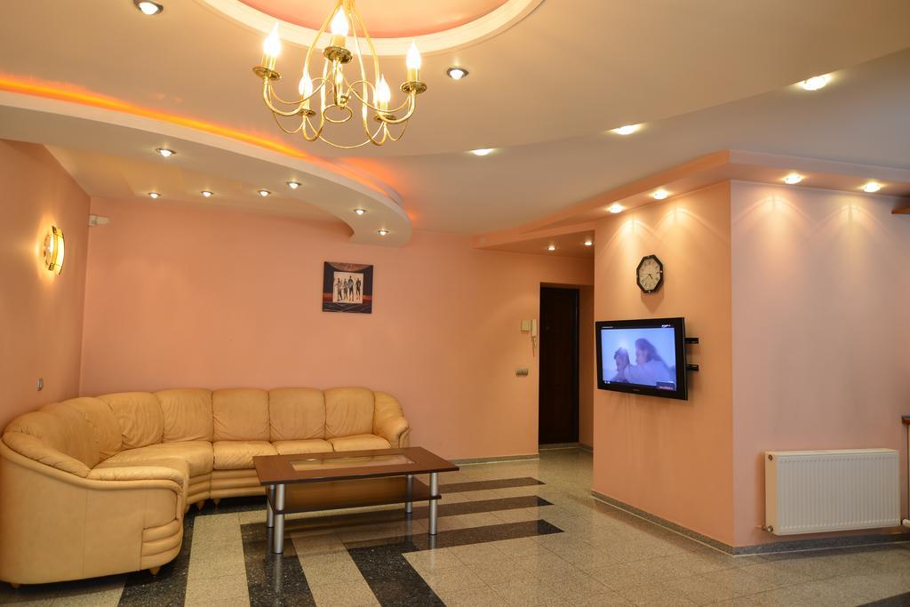 Prestige Apart-Hotel Chisinau Bagian luar foto
